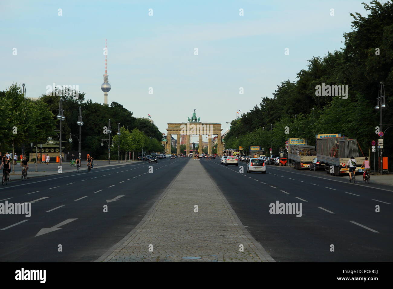 Brandenburger Tor. Berlin. L'Allemagne. Banque D'Images