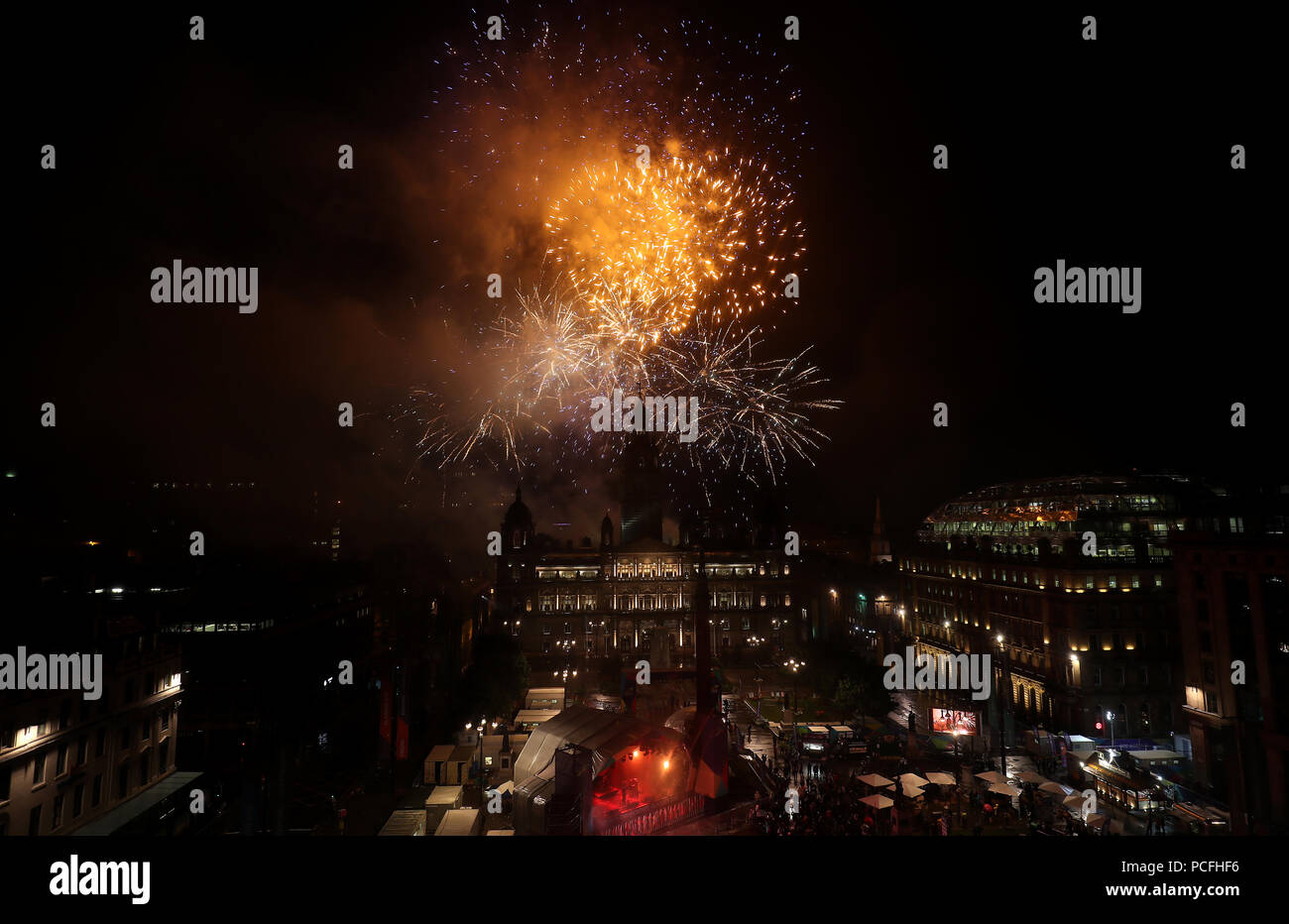 D'artifice pendant le championnat d'Europe 2018 Grand Opening Party à George Square, Glasgow. ASSOCIATION DE PRESSE Photo. Photo date : mercredi 1 août 2018. Voir l'activité de l'histoire du sport. Crédit photo doit se lire : Jane Barlow/PA Wire Banque D'Images