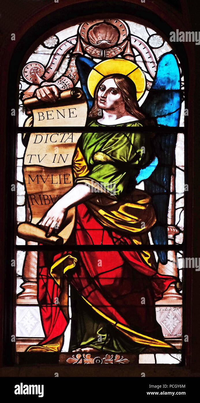 L'Archange Gabriel, l'Annonciation de la Vierge Marie, vitrail dans l'église Saint-Eustache à Paris, France Banque D'Images