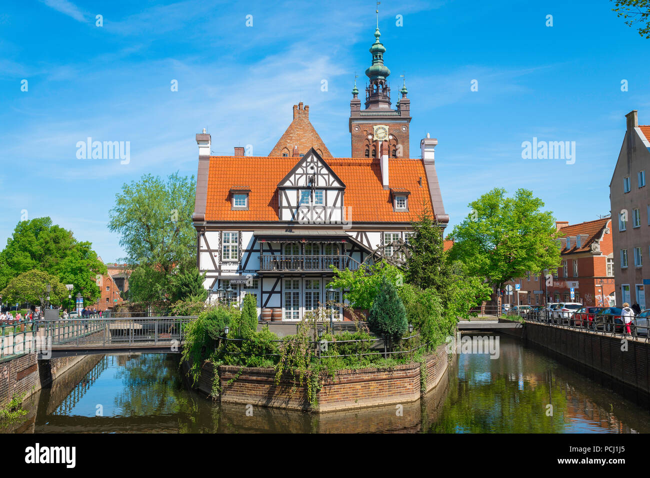 Moulin à Gdansk en Pologne, en vue de l'historique maison à colombages Miller's House sur l'Île Mill dans la vieille ville de Gdansk, occidentale, en Pologne. Banque D'Images