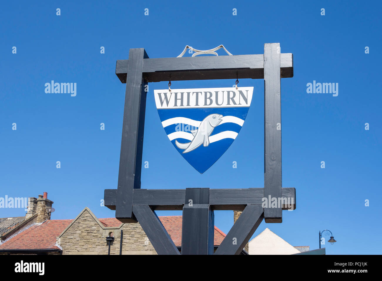 Panneau du Village, East Street, Whitburn, Tyne et Wear, Angleterre, Royaume-Uni Banque D'Images