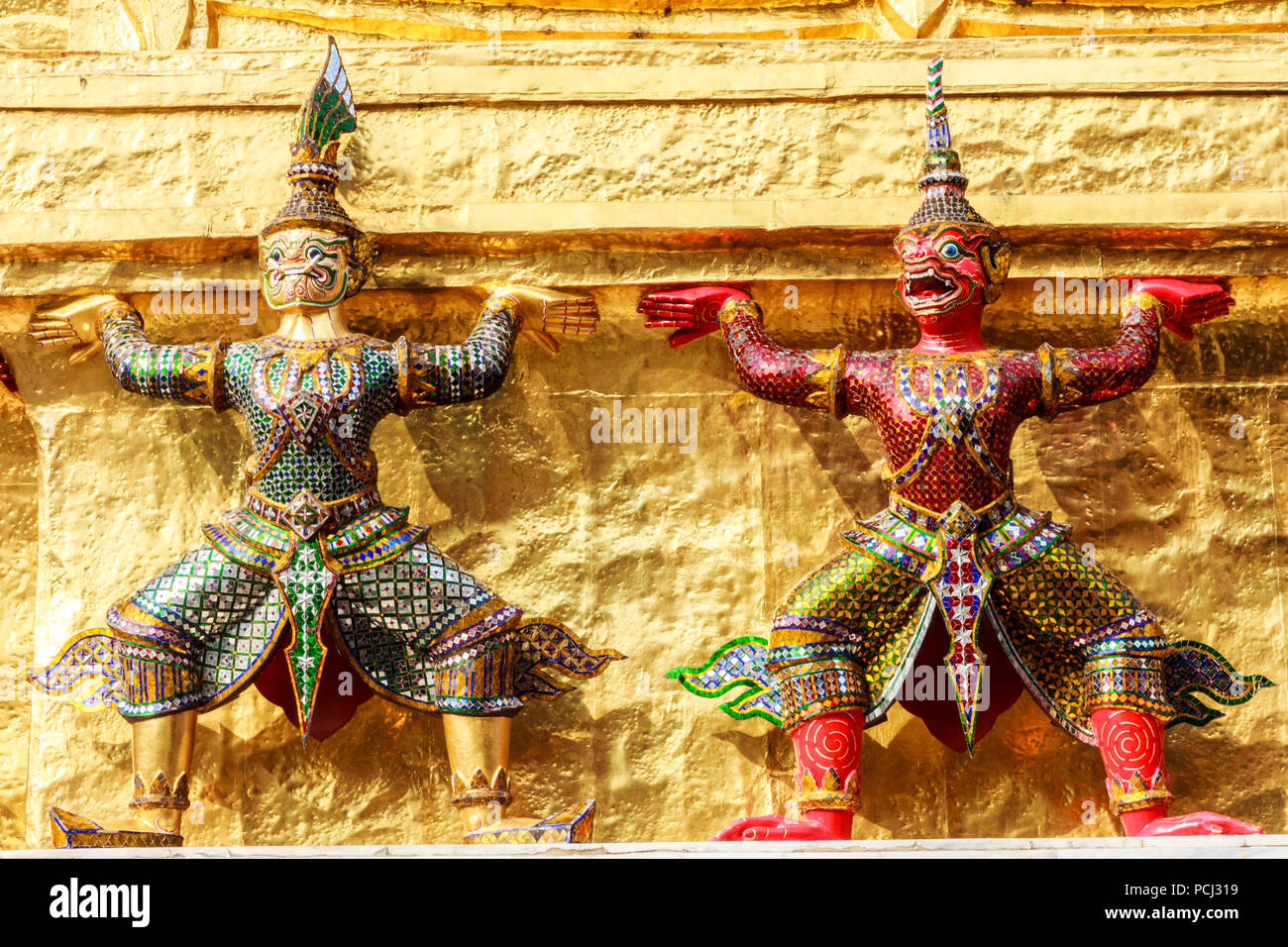 Gardienne des statues dans le Grand Palace, Bangkok, Thaïlande Banque D'Images