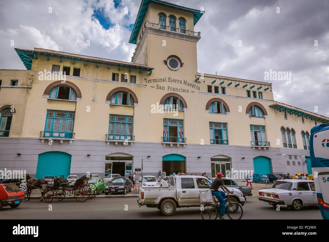 Sierra Maestra Terminal - San Francisco de Asis Square, La Havane, Cuba Banque D'Images