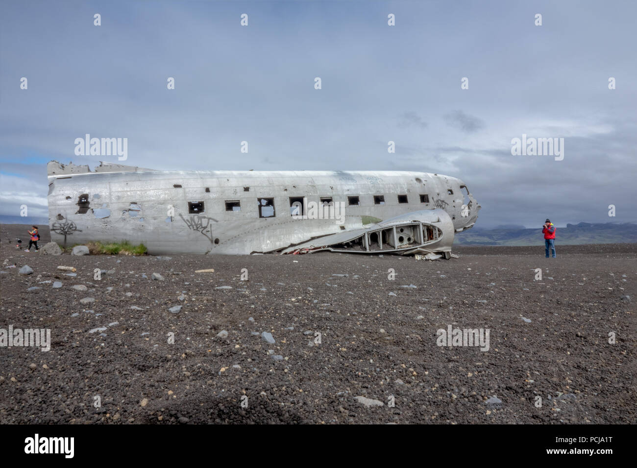 Vik, Iceland-June 11, 2018 : en Novembre 21, 1973 un US Navy Douglas R4D-8, super DC-3 s'est écrasé dans le sud de l'Islande, en raison d'une cerise. C'est une pop Banque D'Images
