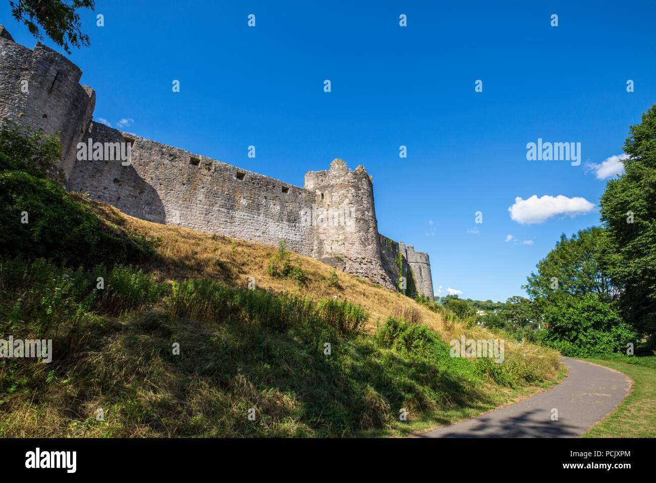 Vue depuis le sud de château de Chepstow, Chepstow, au Pays de Galles Banque D'Images