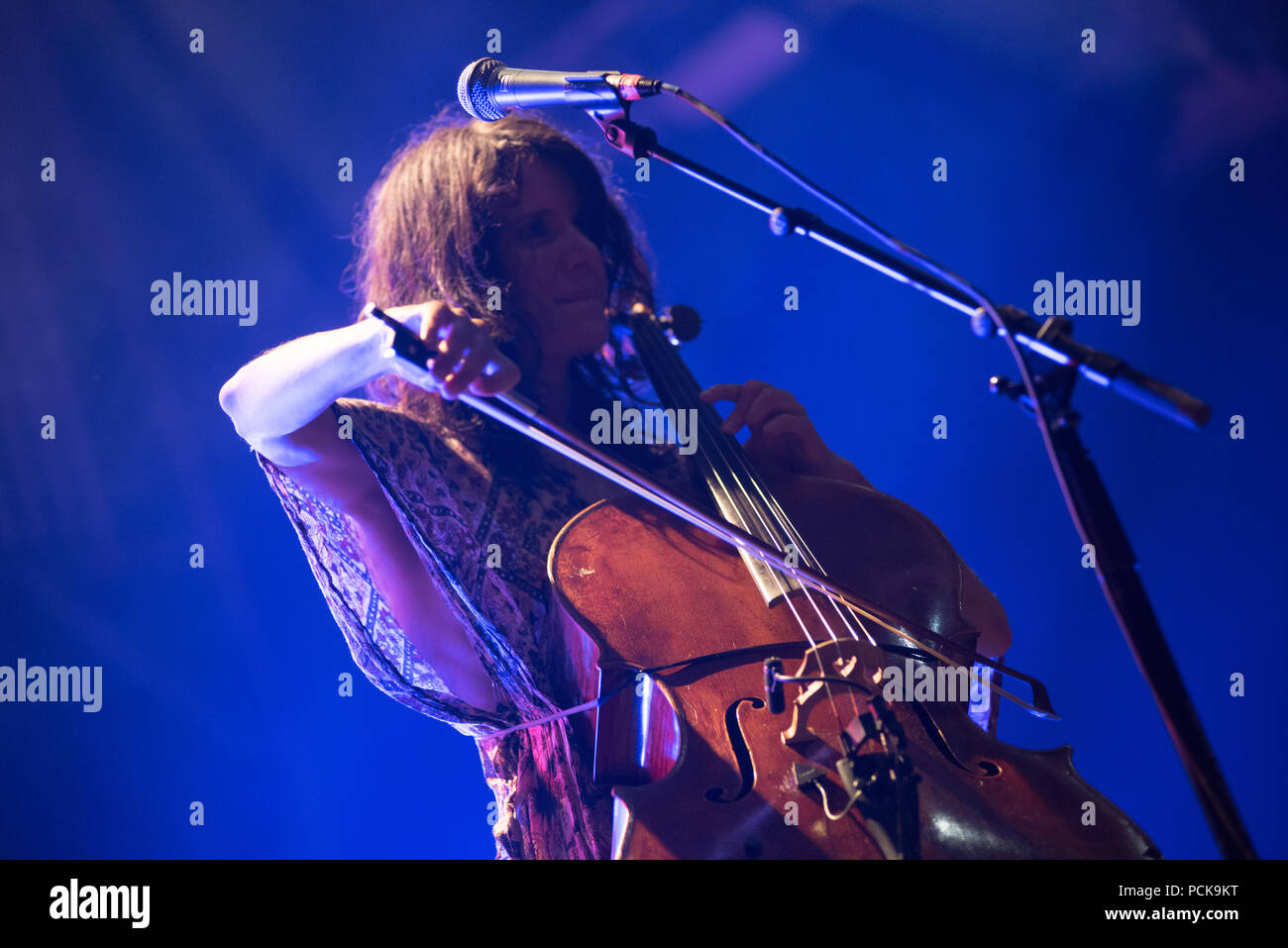 BONTIDA POUR, Roumanie - 21 juillet 2018 : groupe de musique expérimentale maman jouer en live lors d'un concert au Festival du château électrique Banque D'Images