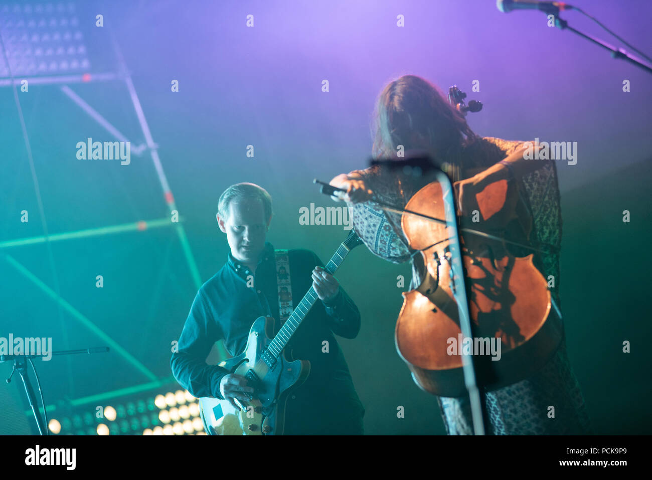 BONTIDA POUR, Roumanie - 21 juillet 2018 : groupe de musique expérimentale maman jouer en live lors d'un concert au Festival du château électrique Banque D'Images