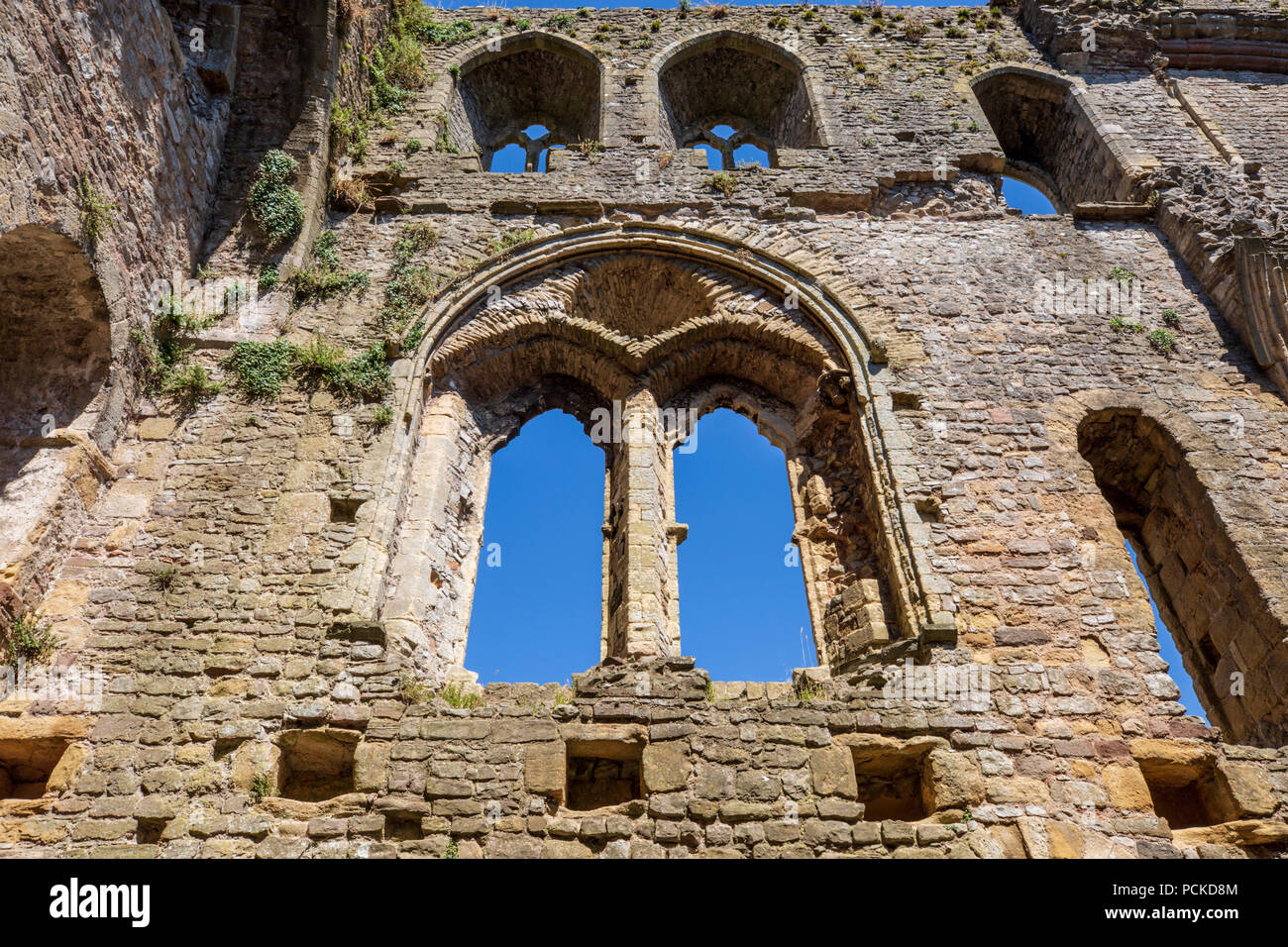L'intérieur de la Grande Tour, le château de Chepstow, au Pays de Galles Banque D'Images