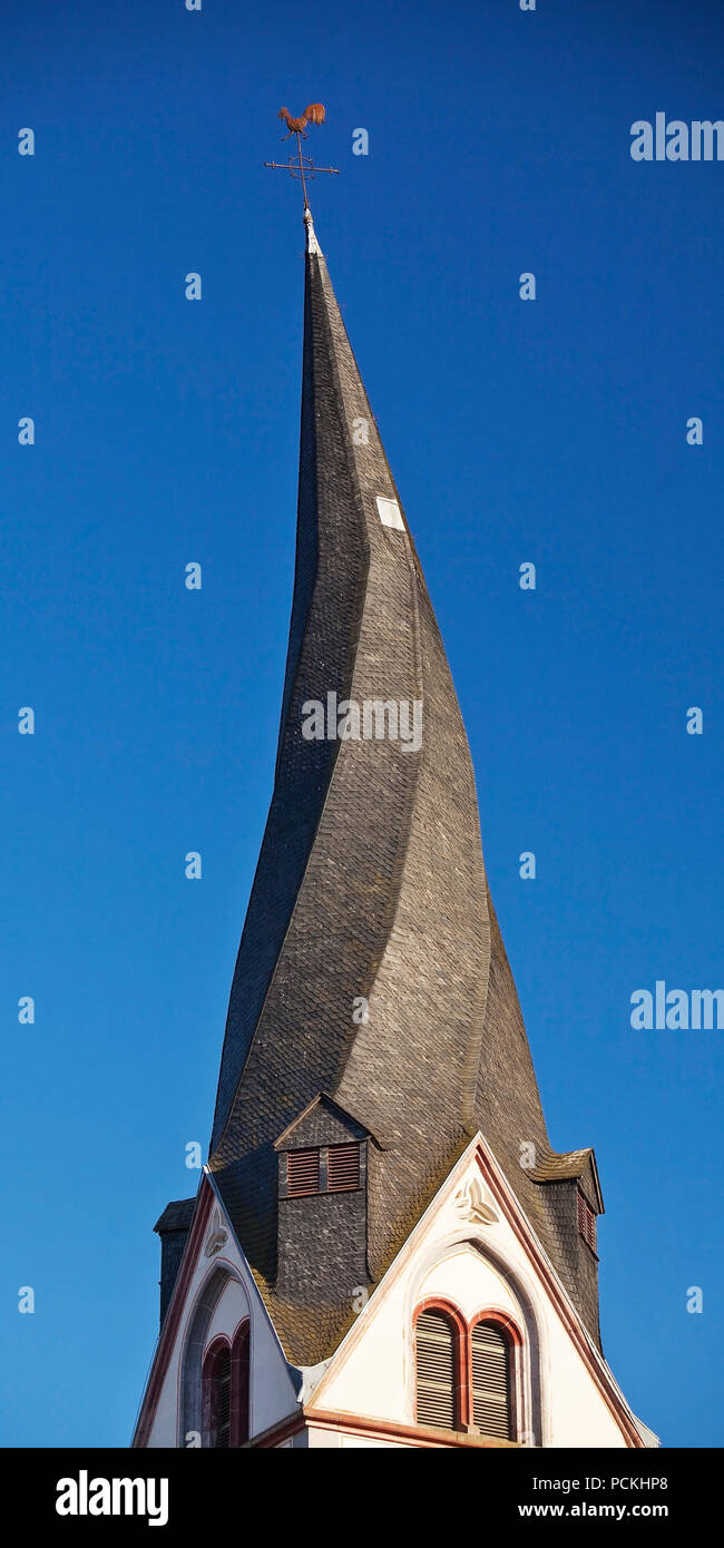 La tour torsadée de l'église paroissiale de Saint Clement, monument, Mayen, Eifel, Rhénanie-Palatinat, Allemagne Banque D'Images