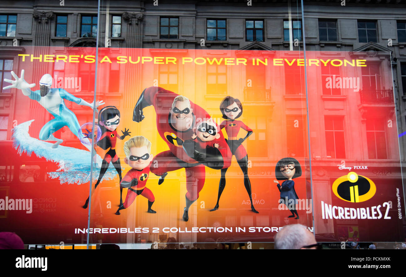 Londres, Royaume-Uni - 31 juillet 2018 : l'affiche de film pour les indestructibles 2 film réalisé par Disney et Pixar Banque D'Images