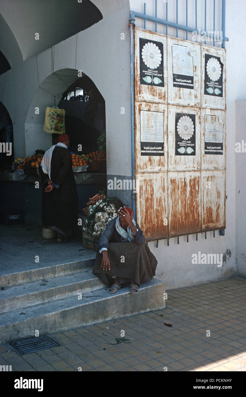 Berger arabe hors marché, au sud de la Tunisie, l'Afrique du Nord Banque D'Images