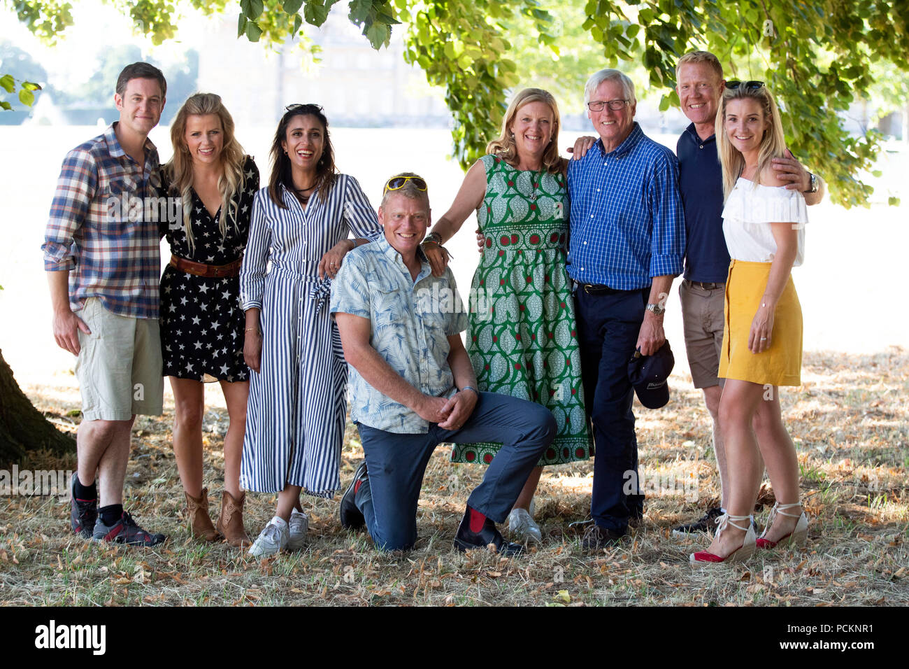 Les présentateurs Countryfile (de gauche à droite) Matt Baker, Ellie Harrison, Anita Rani, Tom Heap, Charlotte Smith, John Craven, Adam Henson et Helen Skelton le jour de l'ouverture de BBC Countryfile Vivre à Blenheim Palace, près de Woodstock, Oxfordshire. Banque D'Images