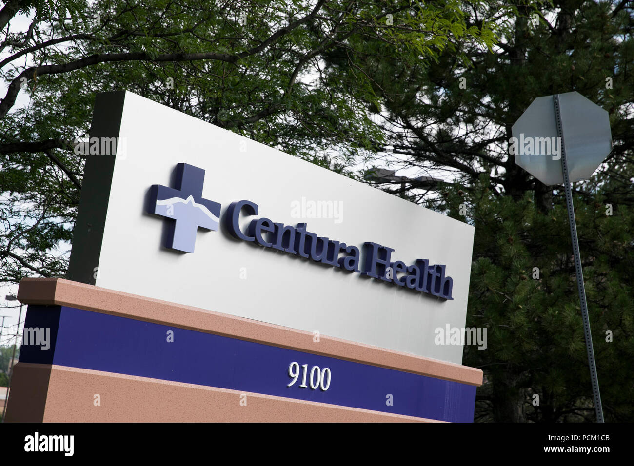 Un logo affiche à l'extérieur du siège de Centura Health in Centennial, Colorado, le 22 juillet 2018. Banque D'Images