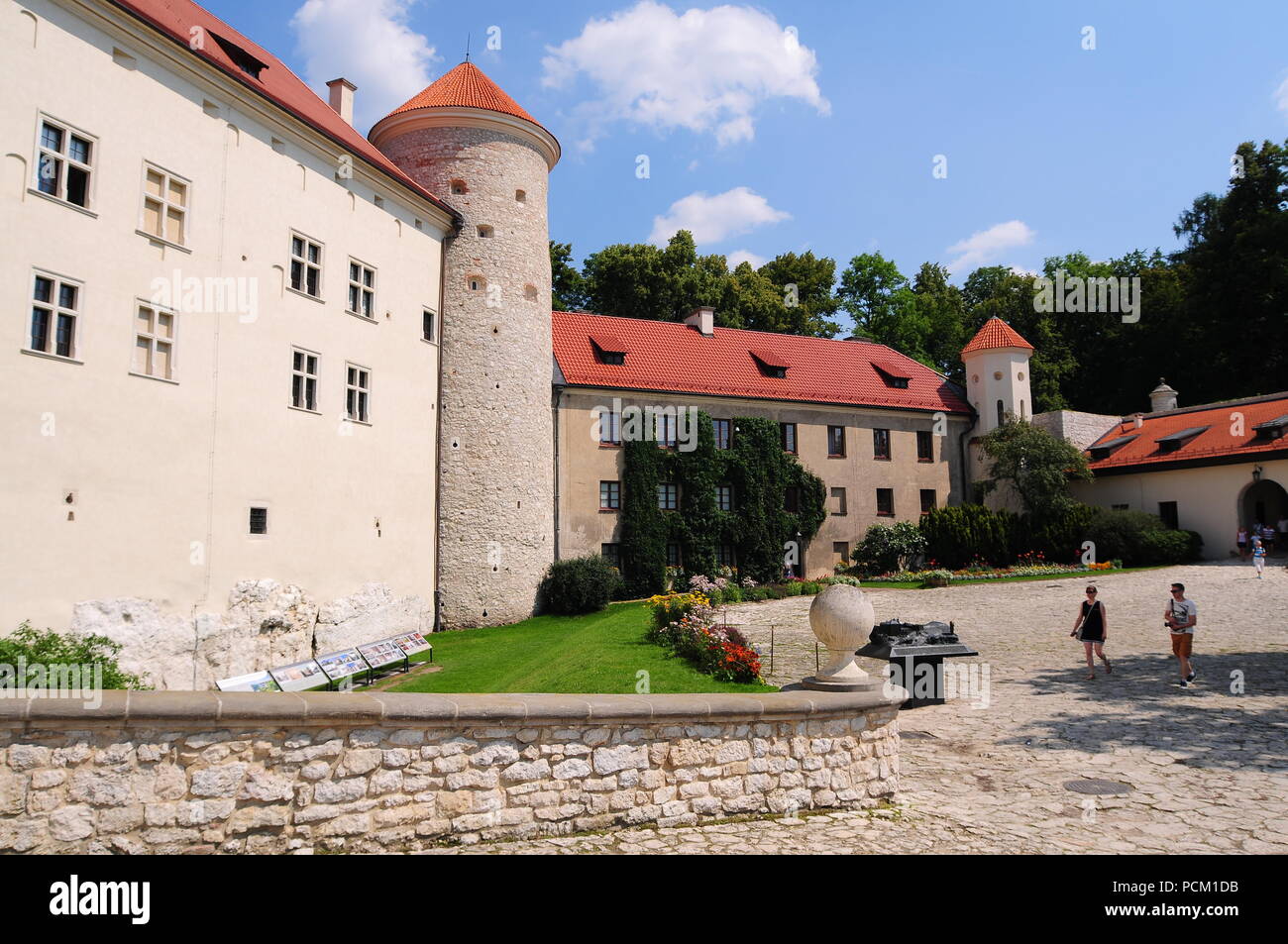 Le Château de Pieskowa Skala cour près de Cracovie en Pologne Banque D'Images