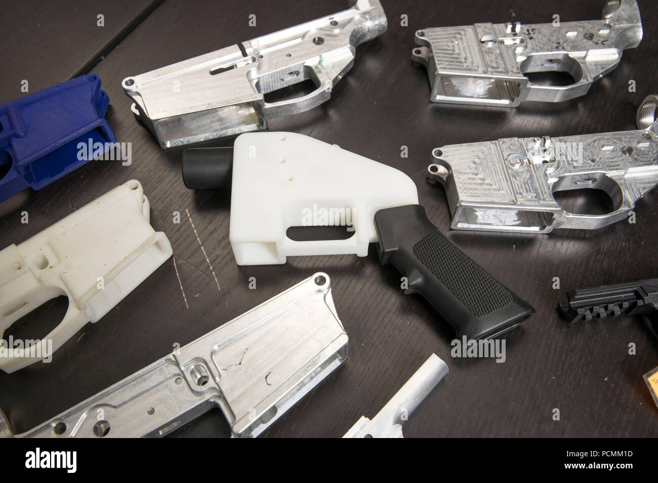 Le plastique et le métal gun parts Distribution, une défense à Austin,  Texas, et en développement de l'entreprise open source d'édition Modèles  des armes à feu pour l'impression 3D et la fabrication,