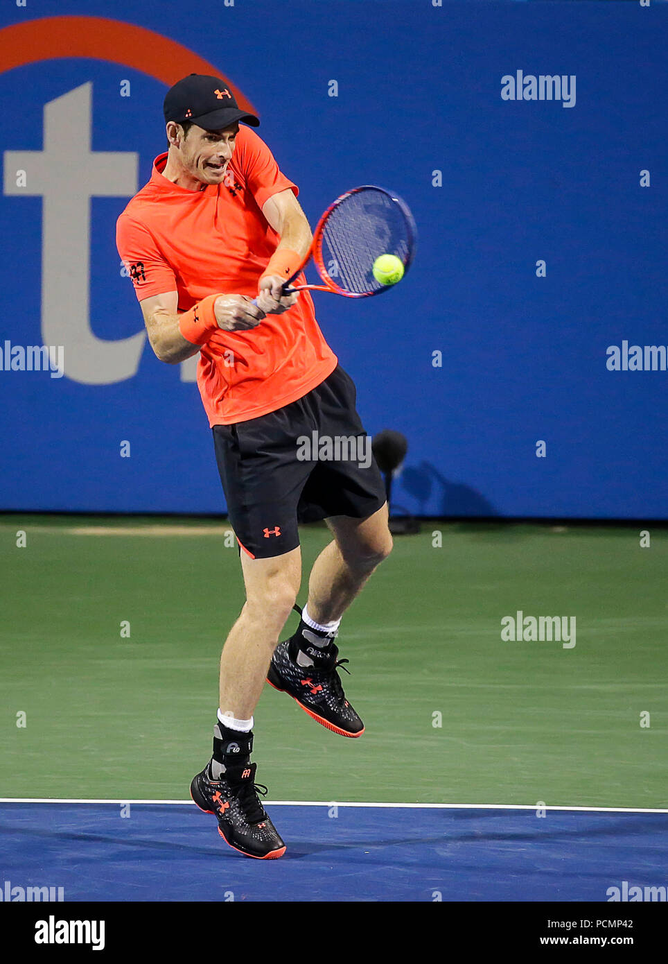 2 août 2018 : Andy Murray joue un shot en revers lors d'un match de tennis ouvert Citi à Rock Creek Park, à Washington DC. Justin Cooper/CSM Banque D'Images