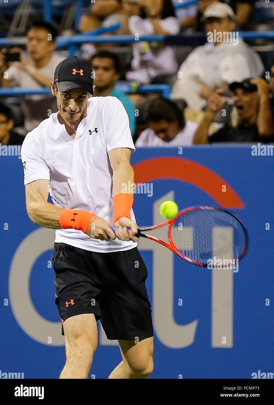 2 août 2018 : Andy Murray joue un shot en revers lors d'un match de tennis ouvert Citi à Rock Creek Park, à Washington DC. Justin Cooper/CSM Banque D'Images