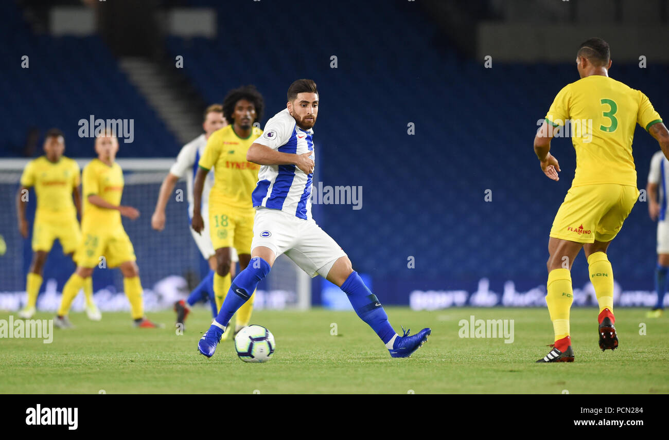 Brighton UK 3 août 2018 - Alireza Jahanbakhsh de Brighton au cours de la pré saison friendly match de football entre Brighton et Hove Albion et de Nantes à l'American Express Community Stadium Banque D'Images