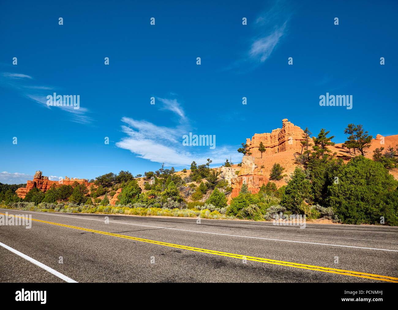 Route pittoresque à Bryce Canyon National Park, Utah, USA. Banque D'Images