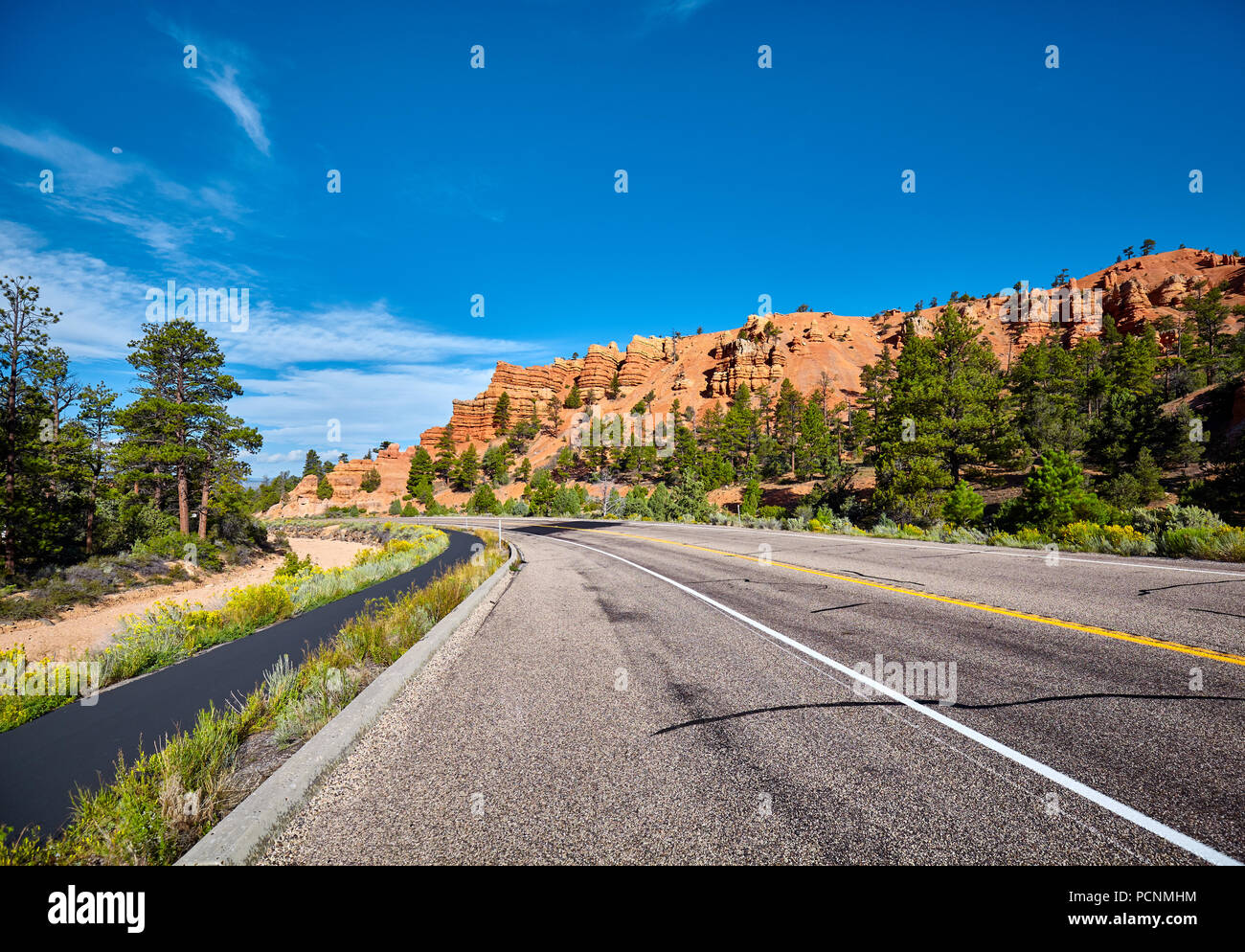 Route pittoresque à Bryce Canyon National Park, Utah, USA. Banque D'Images