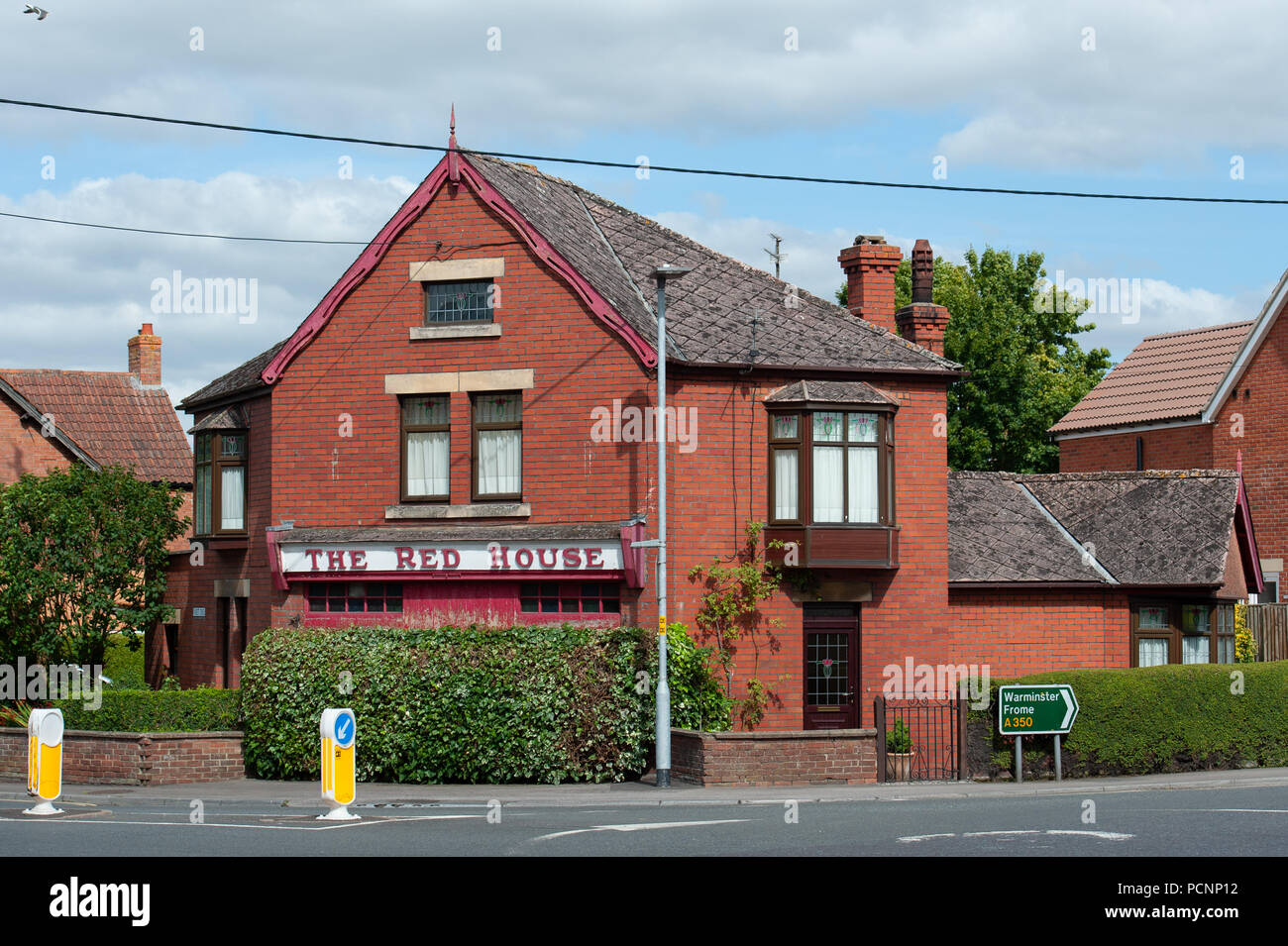 La Maison Rouge, un point de repère bien connu dans la région de Westbury, Wiltshire, Royaume-Uni Banque D'Images