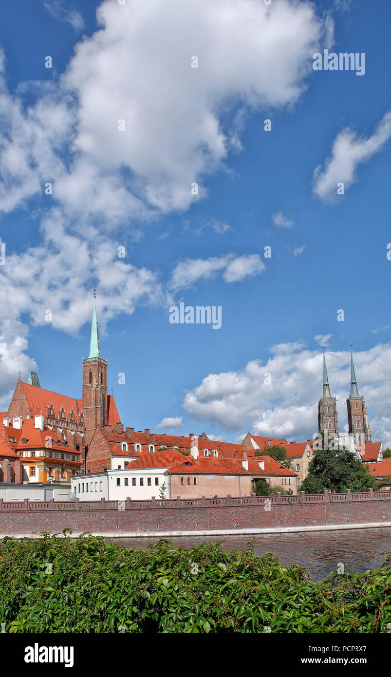 L'île de la cathédrale, dominsel Ostrow Tumski, partie la plus ancienne de la ville de Wroclaw, à proximité de la rivière Oder. Wroclaw, Breslau, Basse Silésie, Pologne, Europe Banque D'Images