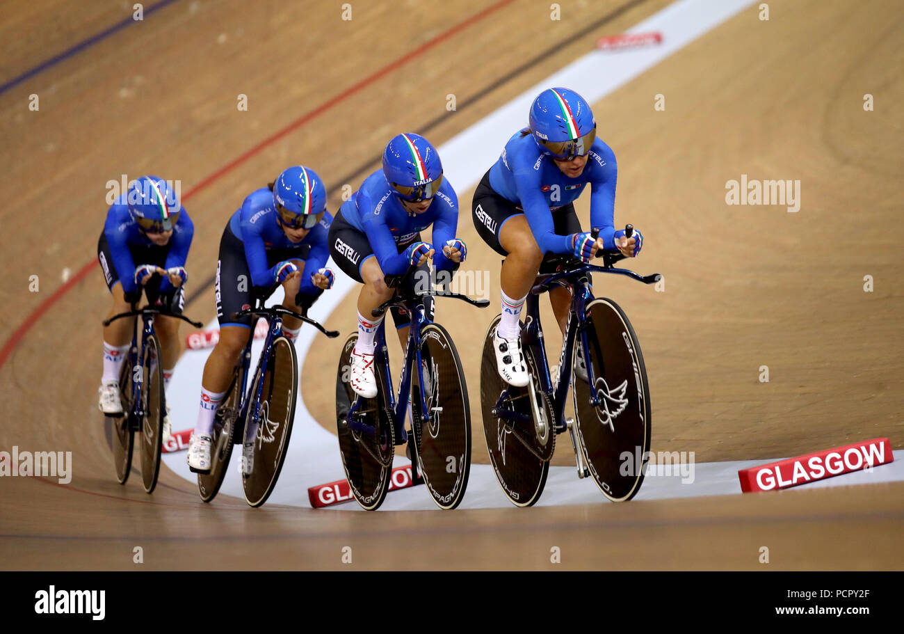 Italie Les femmes Poursuite par équipe dirigée par Silvia Valsechhi durant la première journée de l'European Championships 2018 au vélodrome Sir Chris Hoy, Glasgow. ASSOCIATION DE PRESSE Photo. Photo date : Jeudi 2 août 2018. Voir l'activité de l'histoire du sport. Crédit photo doit se lire : John Walton/PA Wire. RESTRICTIONS : usage éditorial uniquement, pas d'utilisation commerciale sans l'permissionduring le premier jour du championnat d'Europe 2018 au vélodrome Sir Chris Hoy, Glasgow. ASSOCIATION DE PRESSE Photo. Photo date : Jeudi 2 août 2018. Voir l'activité de l'histoire du sport. Crédit photo doit se lire : John Walton/PA Wire. RESTRICTIONS : Banque D'Images