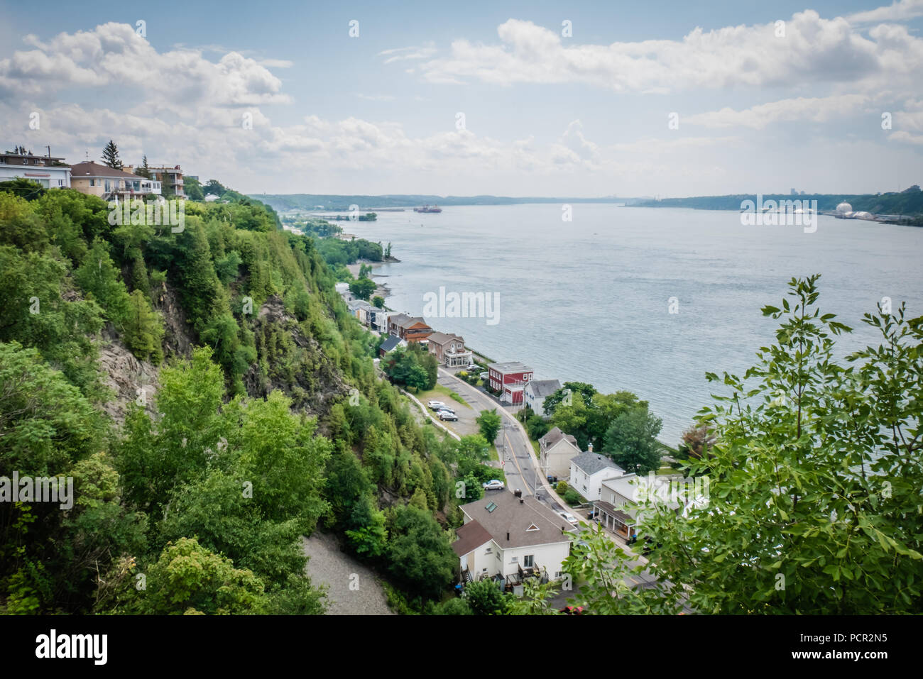 Vue de la ville de Québec à travers le fleuve saint-laurent Banque D'Images