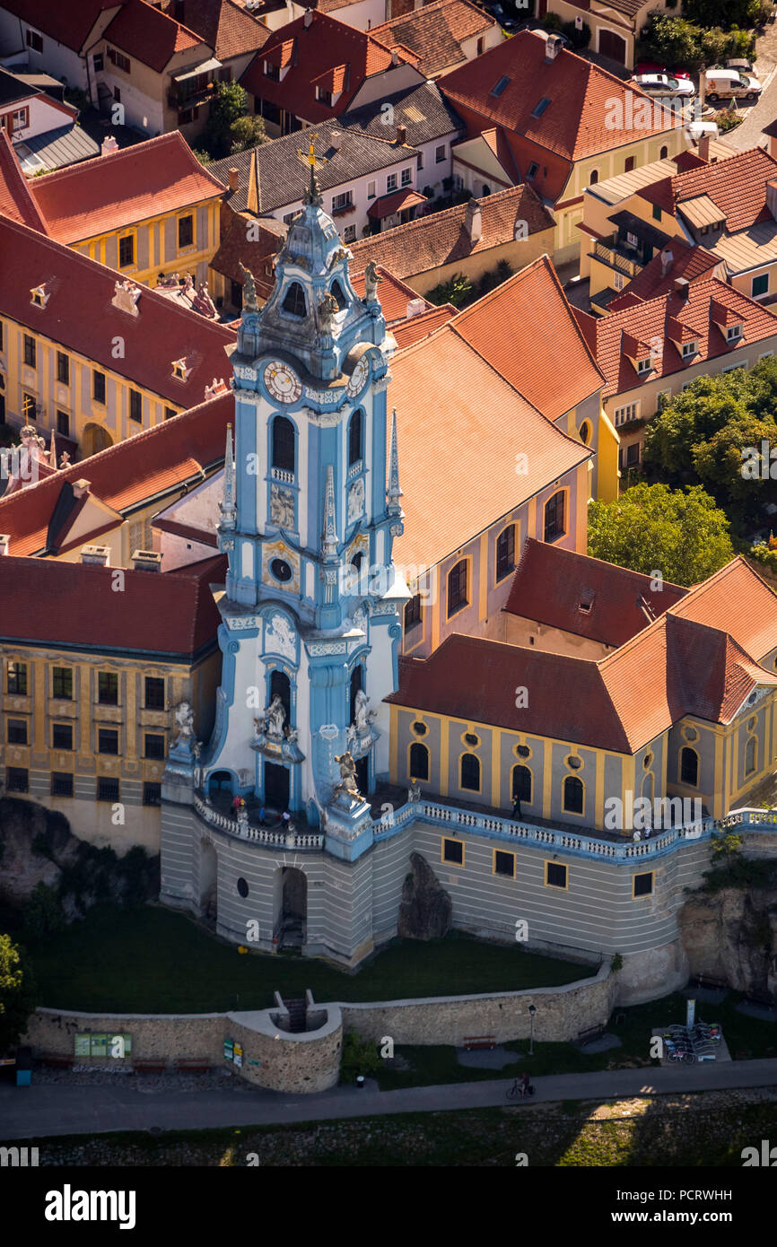 Stift Dürnstein, ancien monastère, collégiale avec coloration bleu-blanc, Dürnstein, Basse Autriche, Autriche Banque D'Images