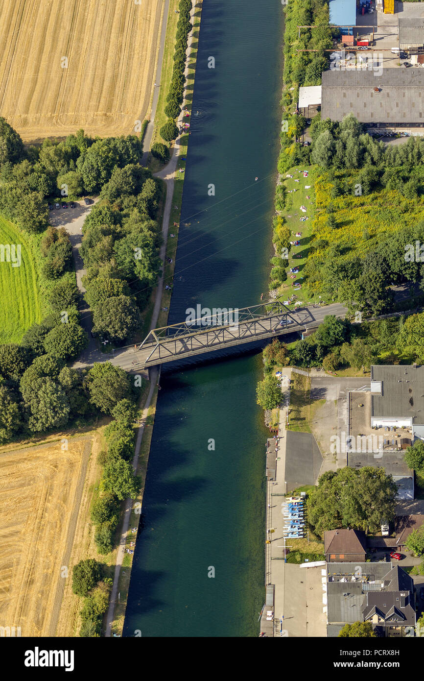 Vue aérienne du canal Dortmund-Ems, au nord du port de Dortmund, cours de formation de la régate le champion olympique de la chaloupe, Dortmund, Ruhr, Nordrhein-Westfalen, Germany, Europe Banque D'Images