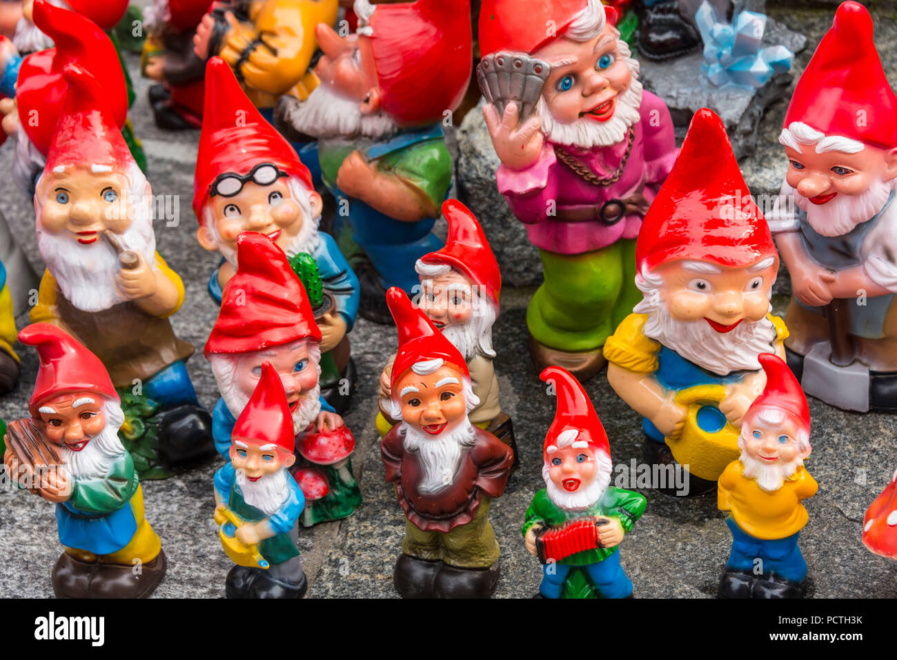 Nains de jardin nains Banque d'image et photos - Alamy