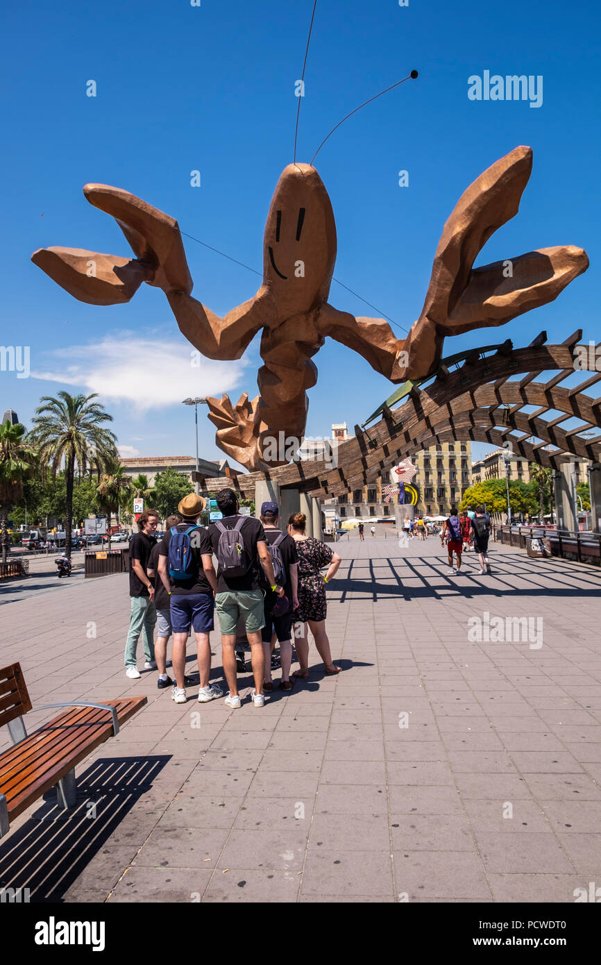 La gigantesque statue de homard, crevette faisait initialement partie du décor à la Gambrinus restaurant de fruits de mer. Le 10m de long a été conçu une sculpture en fibre de verre Banque D'Images