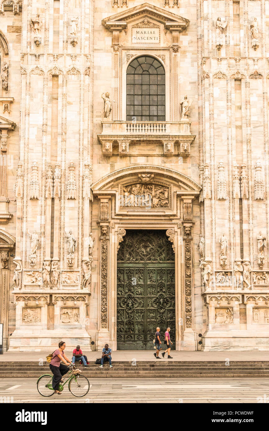 La cathédrale de Milan ce que jamais le temps cette magnifique cathédrale est toujours une attraction touristique à Milan Italie Banque D'Images