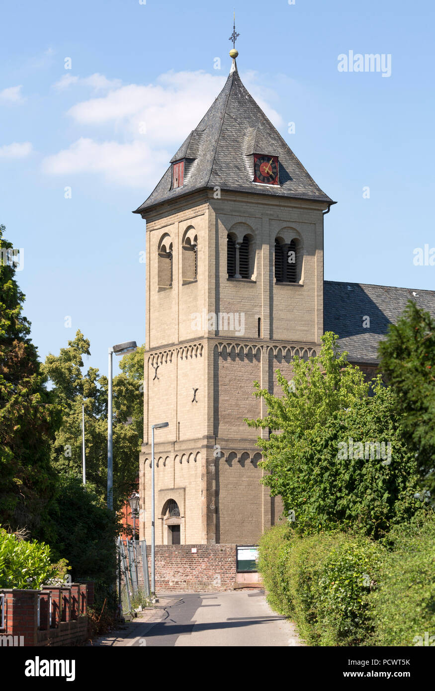 Romanischer Turm, 13. Jahrhundert Banque D'Images