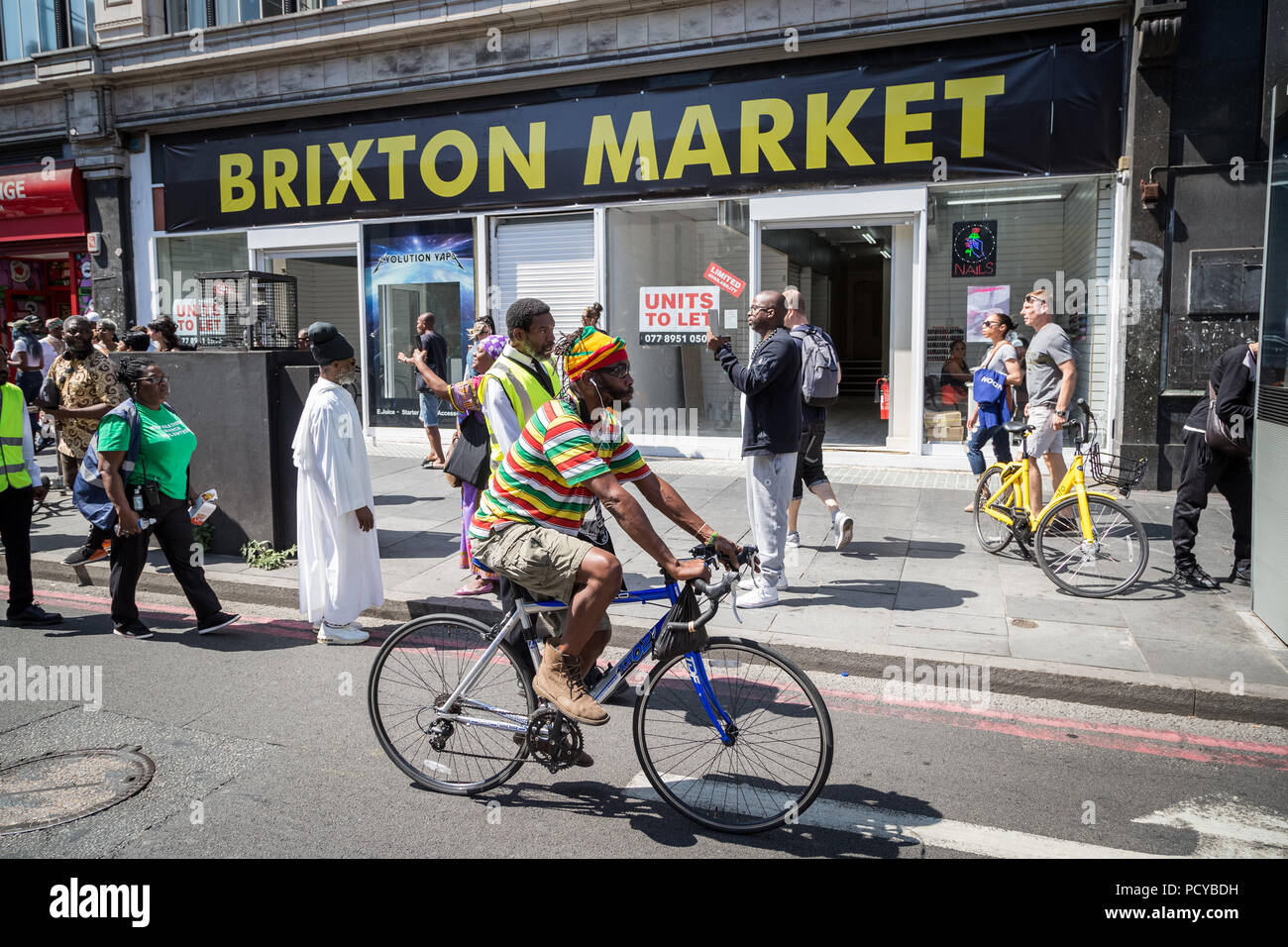 Afrikan annuelle La Journée de l'émancipation des réparations rallye et mars à Brixton, dans le sud de Londres, au Royaume-Uni. Banque D'Images