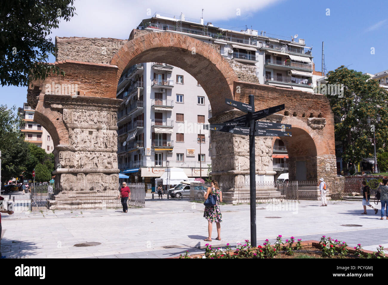 L'emblématique Arc de Galère (Kamara) est peut-être le plus distinctif de la structure romaine dans la ville de Thessalonique et une attraction touristique populaire Banque D'Images
