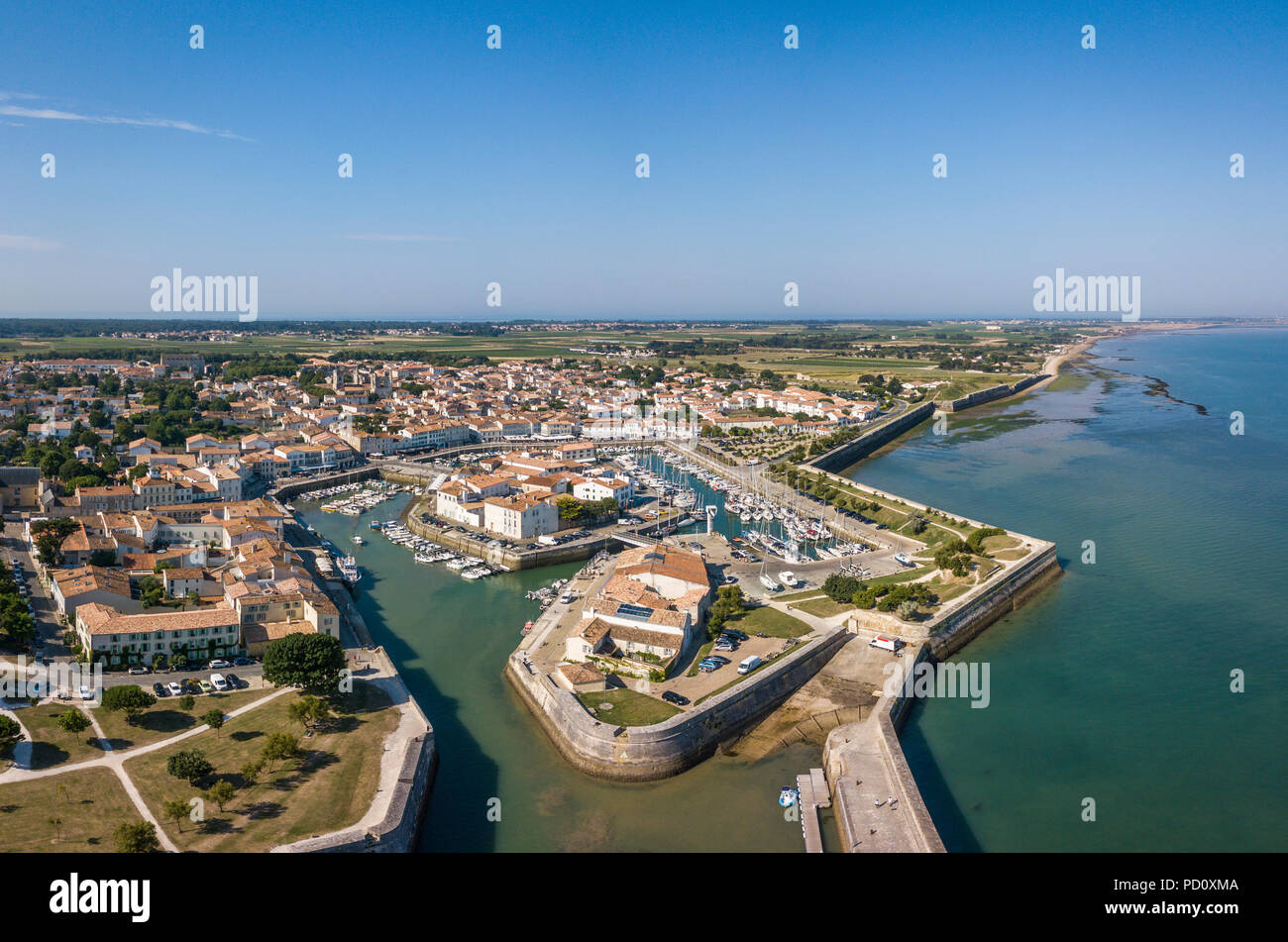 Vue aérienne du quai Saint-Martin-de-Re, France Banque D'Images