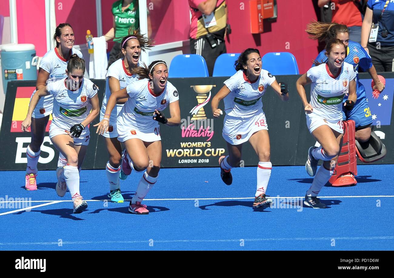 Londres, Royaume-Uni. Le 05 août, 2018. L'équipe espagnole exécuter sur le terrain pour célébrer. Australie / Espagne. Match 35. La médaille de bronze. Womens Hockey World Cup 2018. Lee Valley hockey centre. Queen Elizabeth Olympic Park. Stratford. Londres. UK. 05/08/2018. Credit : Sport en images/Alamy Live News Banque D'Images