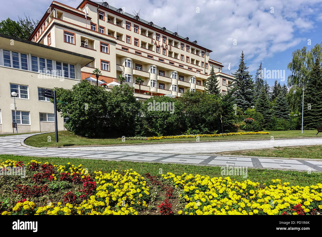 Hotel Palace, Luhacovice est une ville thermale dans la région de Zlin, en Moravie, en République tchèque. Banque D'Images