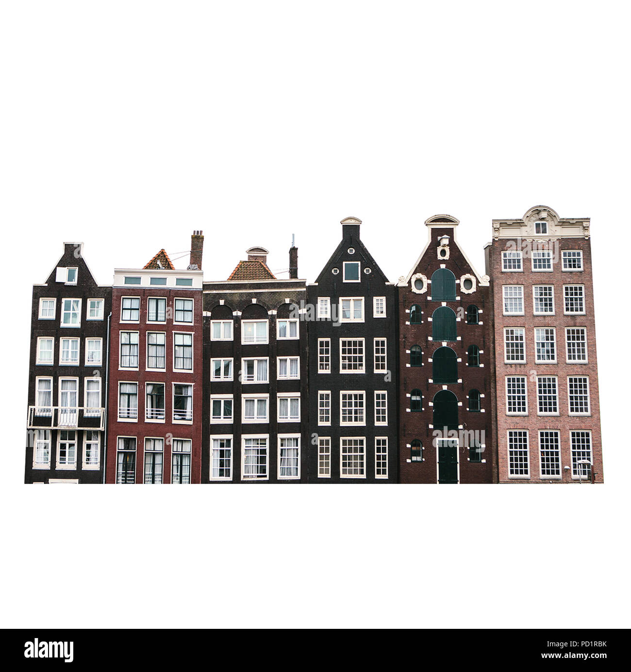 Maisons traditionnelles à Amsterdam aux Pays-Bas dans une rangée isolé sur fond blanc. Banque D'Images
