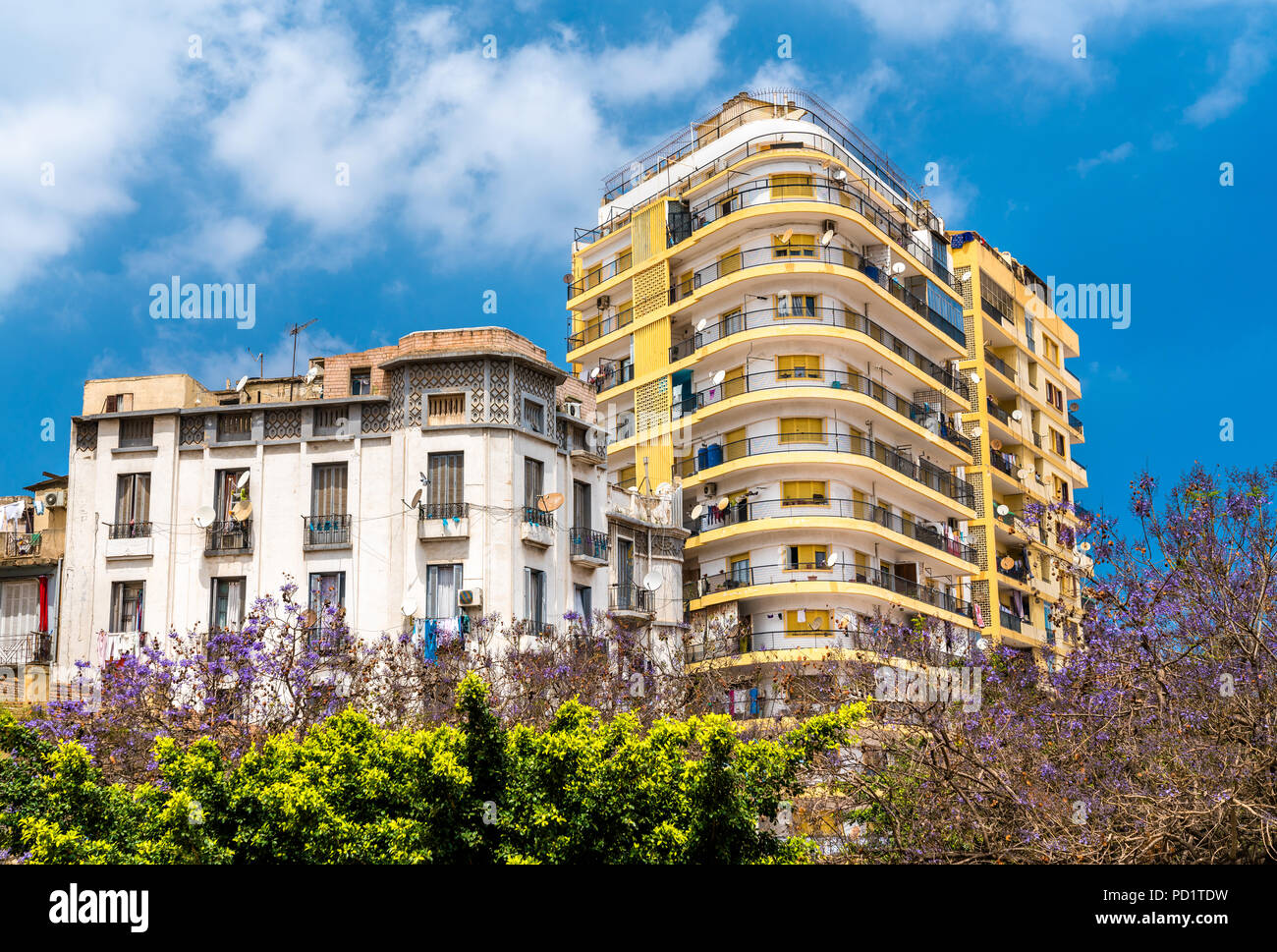 Bâtiments à Oran, une ville importante en Algérie Banque D'Images