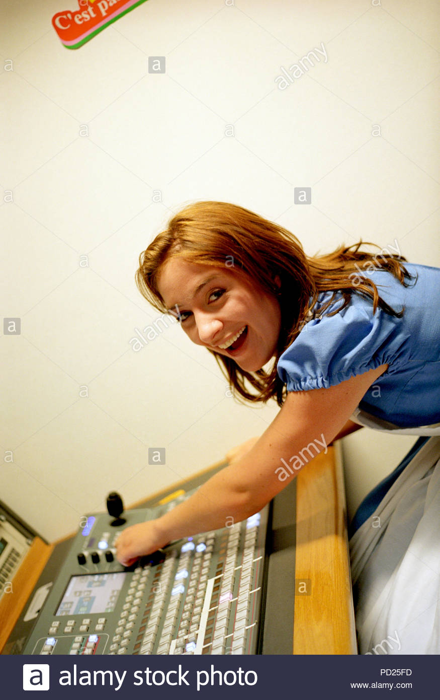 Rtl Studio Photos & Rtl Studio Images - Page 2 - Alamy Rtl Studio Photos & Rtl Studio Images - Page 2 - Alamy