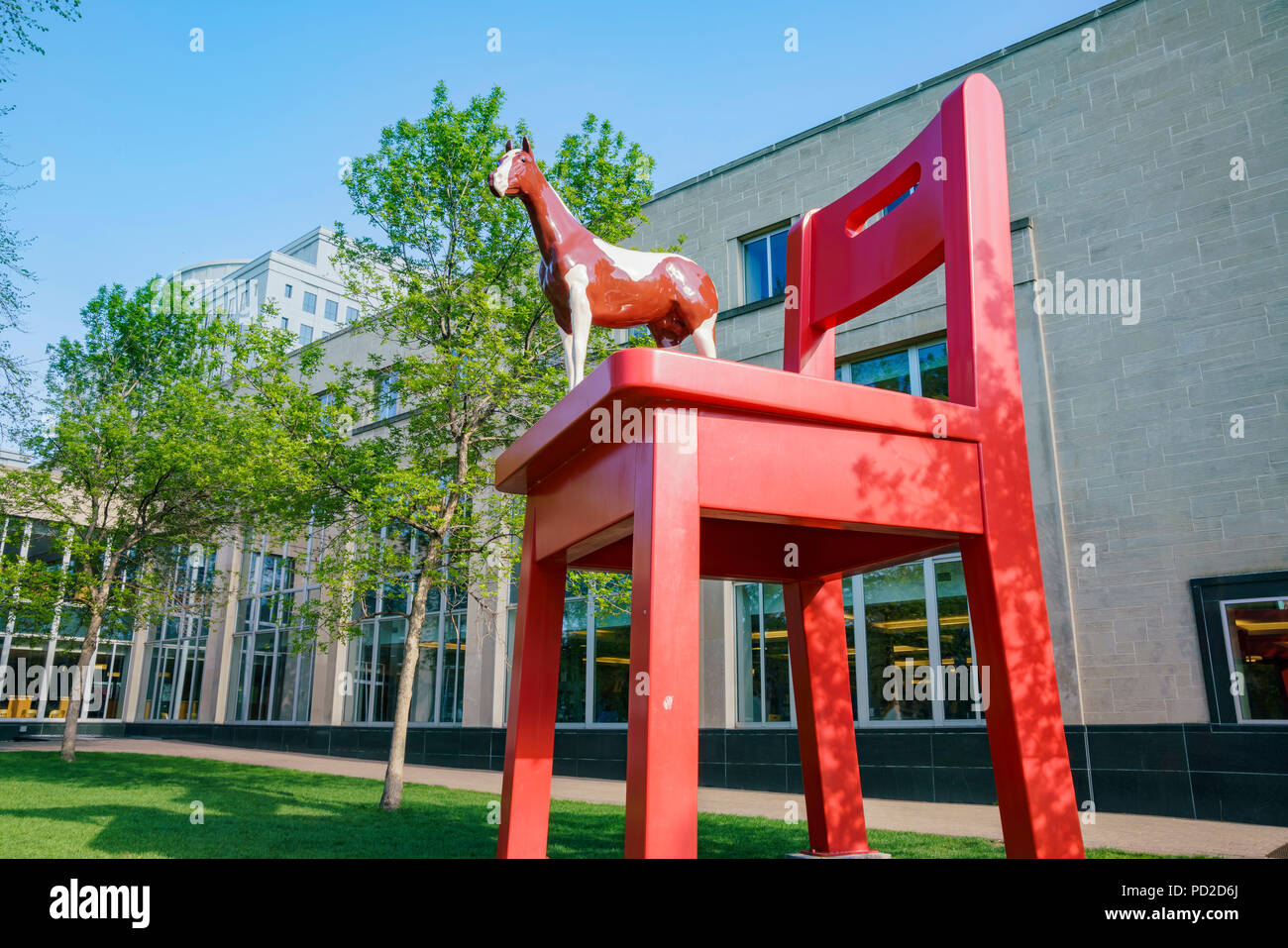 Président et Big Red Horse statue de la bibliothèque centrale de Denver dans le centre civique Banque D'Images