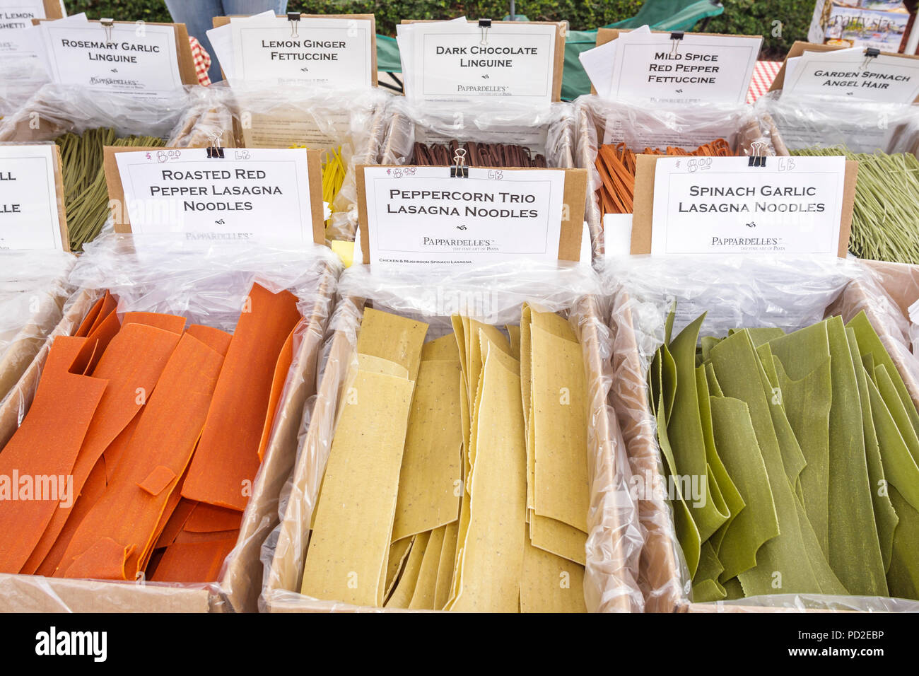 Boca Raton Florida,Palm Beach County,Royal Palm place,Farmers Market,Farmer's,Farmers',Sasséché Pasta,shopping shopper shops magasins marchés Banque D'Images