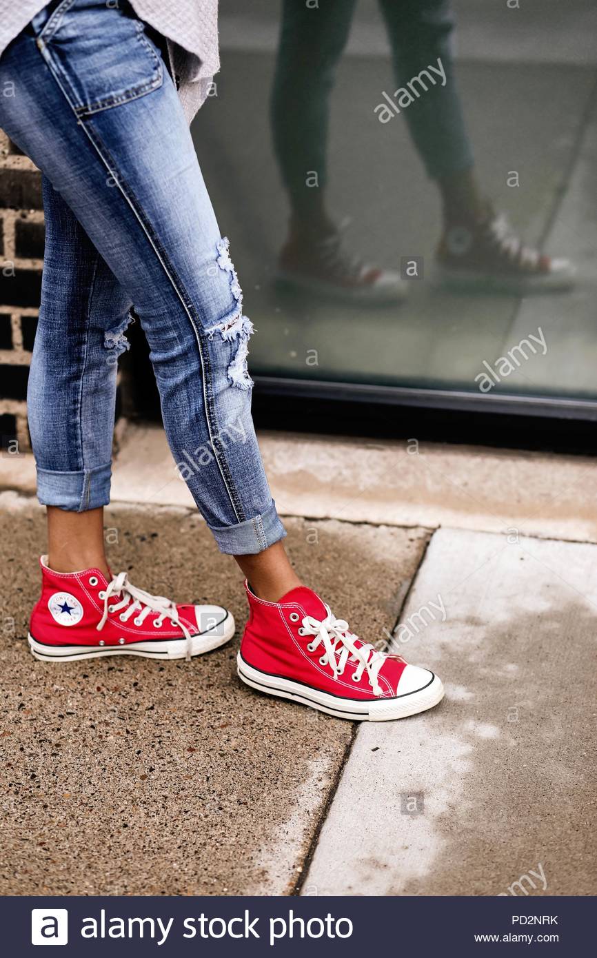 converses rouges femme