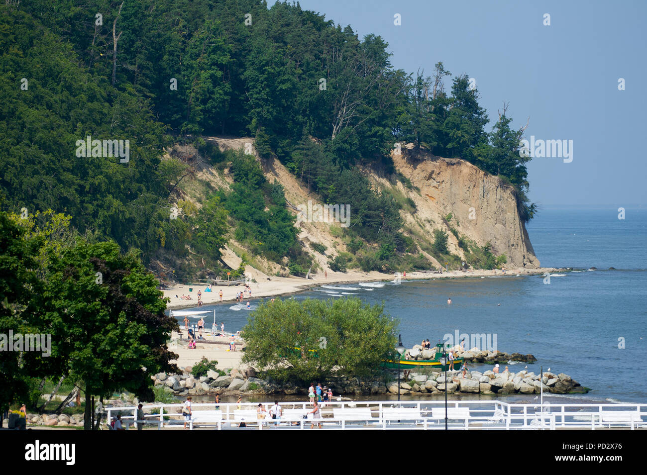 Pier et falaise à Gdynia Orlowo, Pologne. 1er août 2018 © Wojciech Strozyk / Alamy Stock Photo Banque D'Images