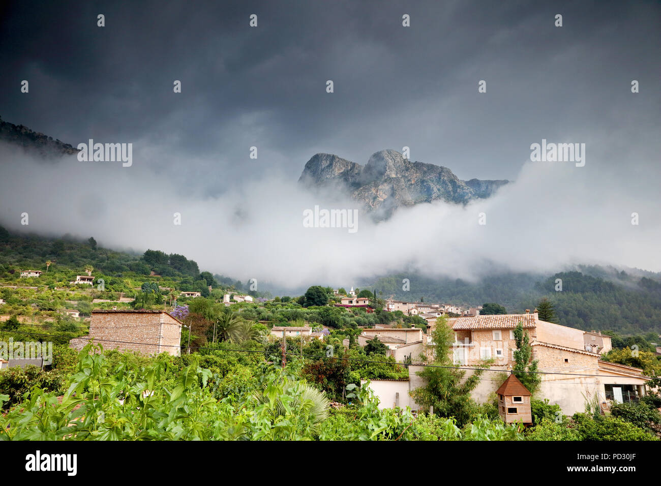 Tramuntana, Soller en premier plan, Biniaraix, Mallorca, Espagne Banque D'Images