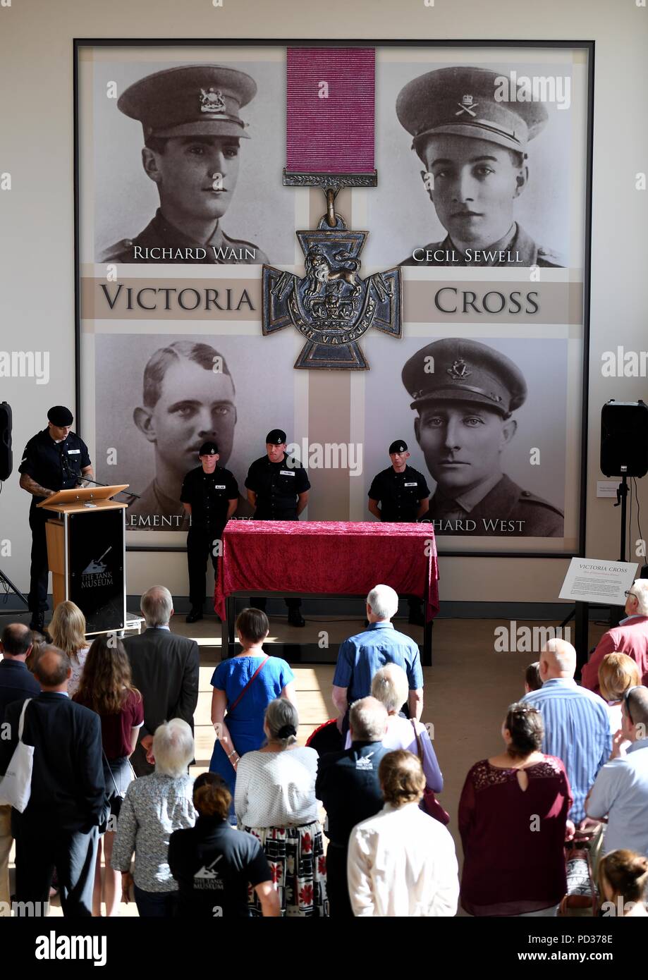 Bovington, UK. 6 août 2018. Pour la première fois dans l'histoire les quatre Croix de Victoria décernées à l'équipage de char dans la Première Guerre mondiale sont réunis au Musée du réservoir à Bovington, dans le Dorset Crédit : Finnbarr Webster/Alamy Live News Banque D'Images