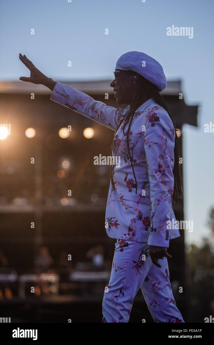 Brighton, UK. 5 août 2018. CHIC Nile Rodgers, séries d'une autre année à Brighton Pride 2018 : Crédit Hugh Wilton/Alamy Live News Banque D'Images