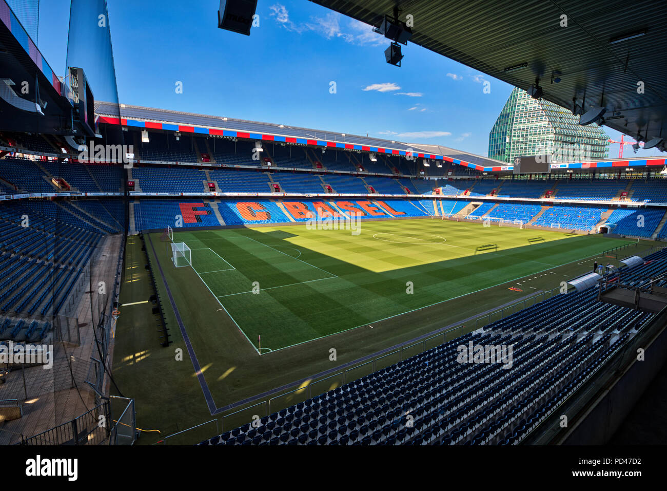 Bâle, Suisse - 31 juillet 2018 : vue de l'intérieur du stade Jakob-Park St.  vide avant le match Ligue des Champions entre PAOK vs Basel Photo Stock -  Alamy